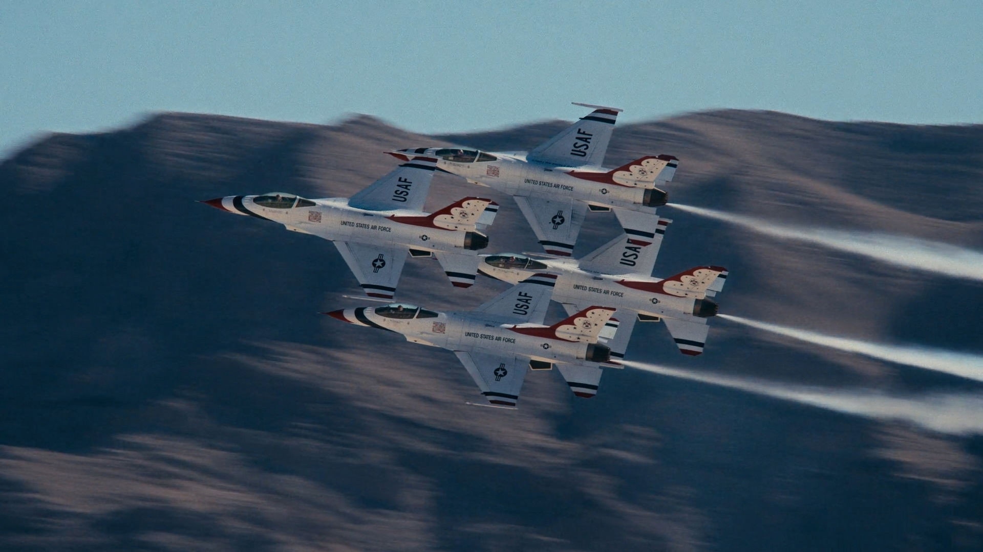 Thunderbirds: La élite de la Fuerza Aérea de EE. UU.